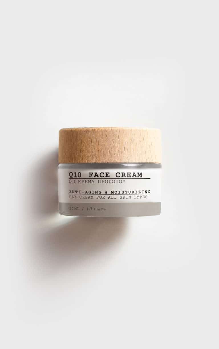 Ενυδατική κρέμα προσώπου Q10 Face Cream Freya Skin Care, με αντιγηραντικές ιδιότητες.